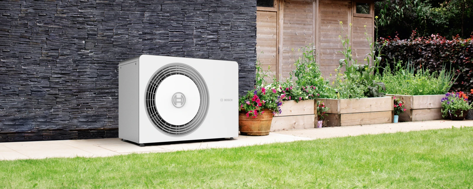 Compress 5800i AW vor Haus stehend