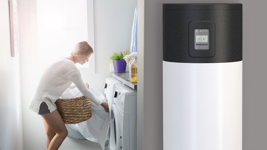 Vous voulez installer du renouvelable mais vous avez un budget serré ? Pourquoi ne pas installer une pompe à chaleur sanitaire Bosch. Vous voulez installer du renouvelable mais vous avez un budget serré ? Pourquoi ne pas installer une pompe à chaleur sanitaire Bosch.