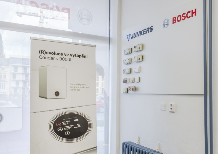 Inklemo showroom - Bosch rollup