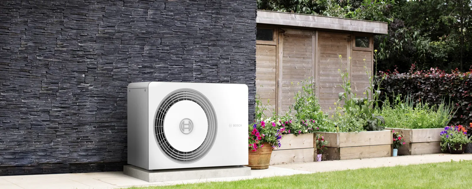 Bosch Compress 5800i AW im Garten