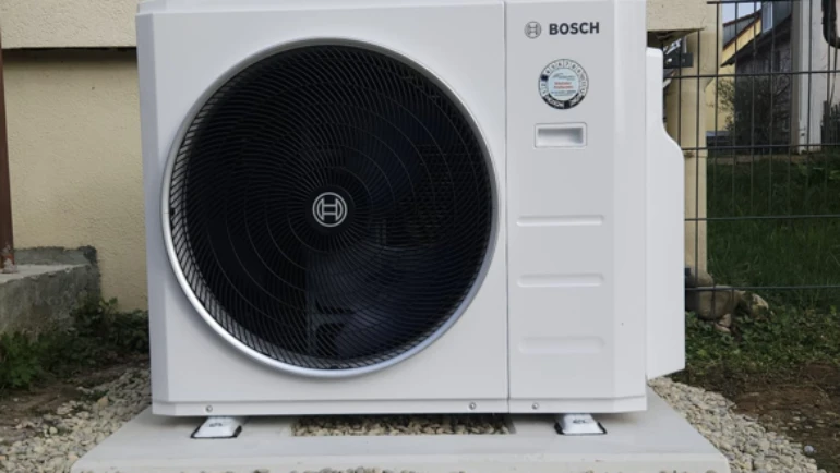 Fundament-Service für Split-Klimageräte