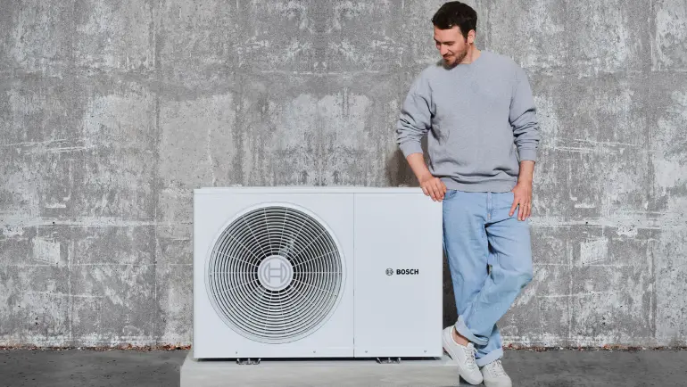 Felix Neureuther mit Compress 3800i AW