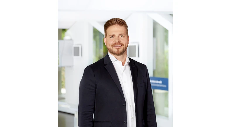 Dr. Alexander Wuthnow