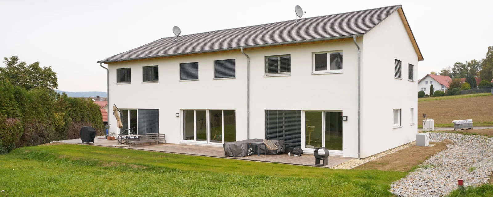 Neubau Reihenhaus mit Garten
