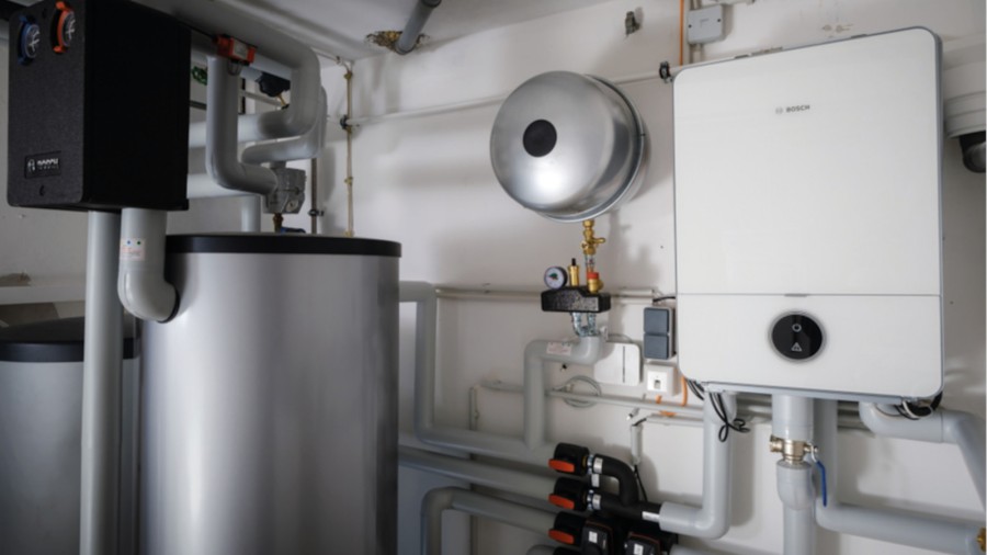 Referenzobjekt Offenbach Sanierung mit Bosch Wärmepumpe Compress 7000i AW in Kombination mit dem Bosch Energiemanager Referenzobjekt Offenbach Sanierung mit Bosch Wärmepumpe Compress 7000i AW in Kombination mit dem Bosch Energiemanager