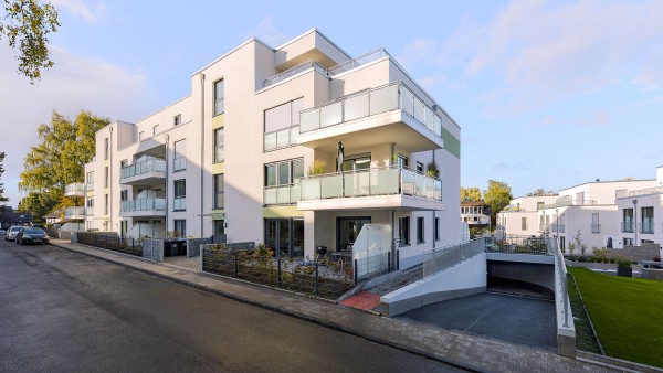 Modernes Mehrfamilienhaus