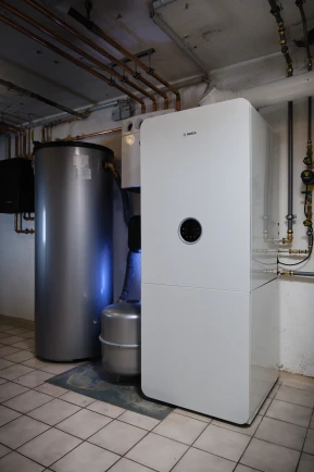 Luft-Wasser-Wärmepumpe Compress 7400i AW