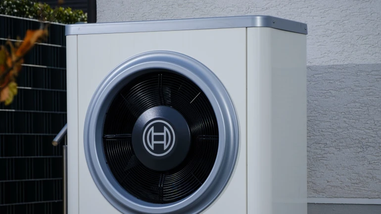 Referenzobjekt Offenbach, Ergebnis der Sanierung mit Bosch Luft-Wasser-Wärmepumpe Compress 7000i AW