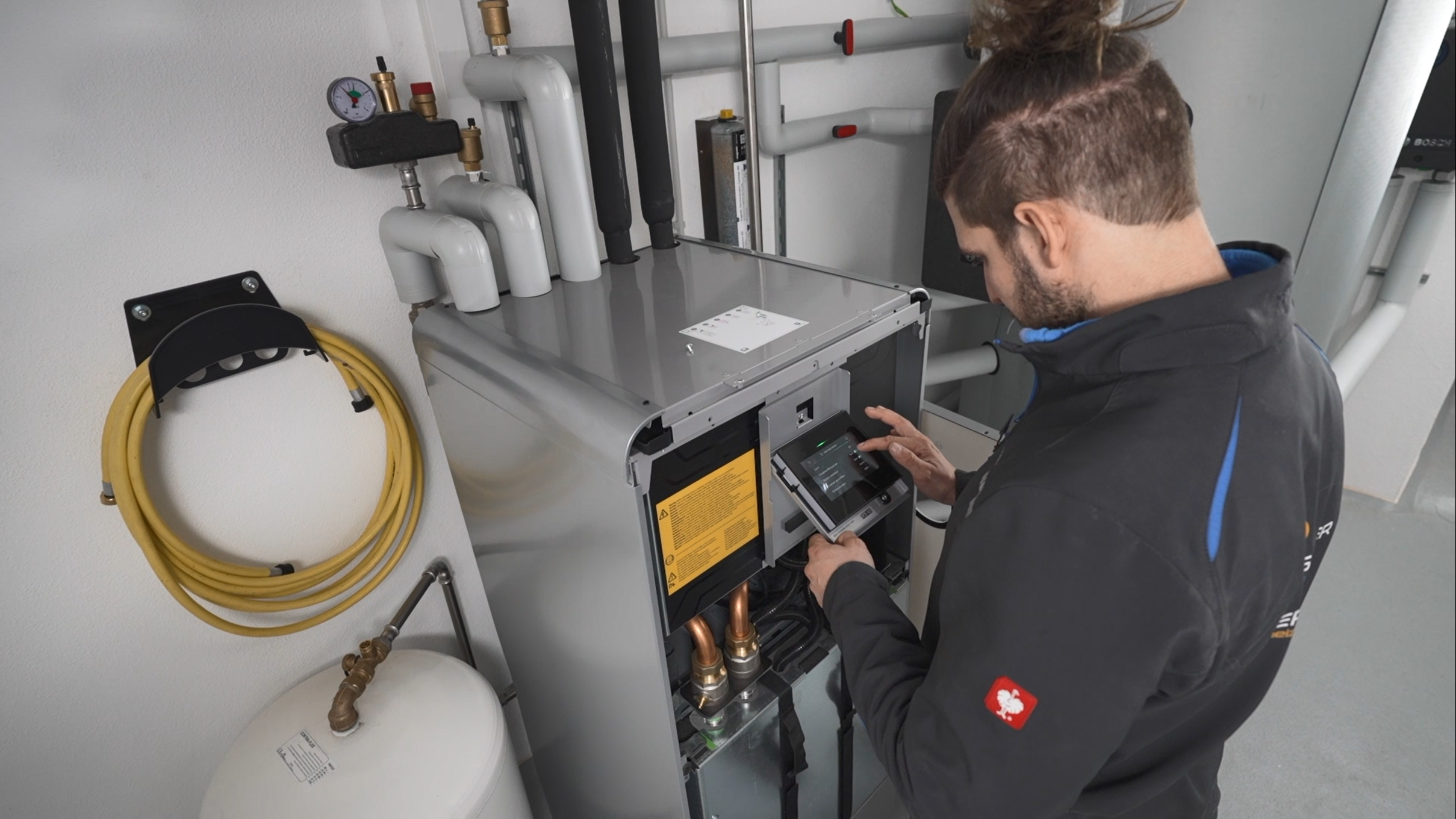 Effizienter Umstieg auf Sole-Wasser-Wärmepumpe mit Bosch Lösungen