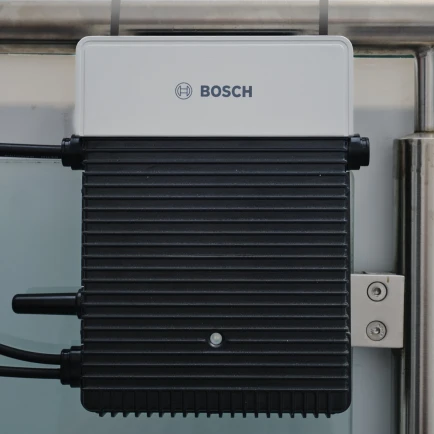 Wechselrichter von Bosch.