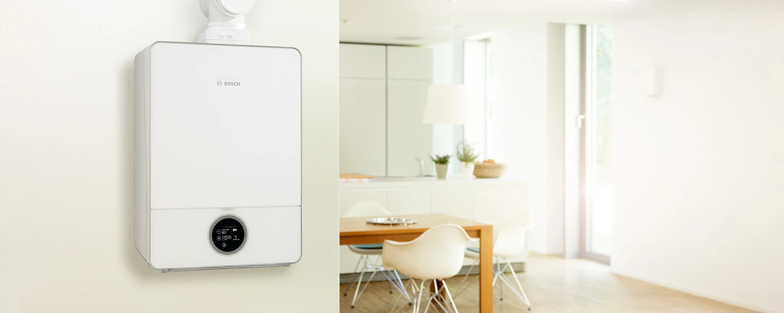 Moderner Wohnraum mit verbauter Gas-Brennwertheizung Condens 9000i W.