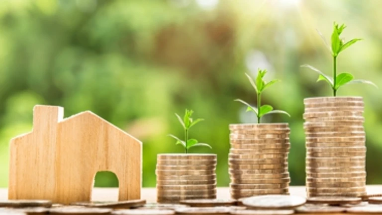 Fördermittel, gestapelte Geldmünzen