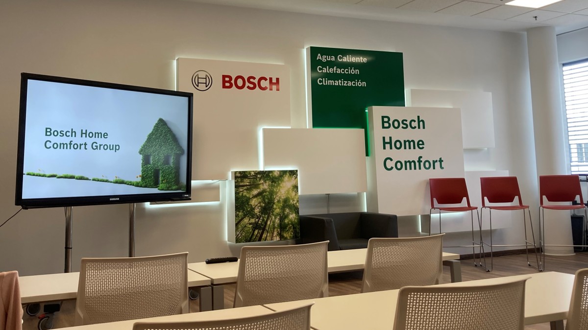 Auditorio centro de formación Bosch Auditorio centro de formación Bosch