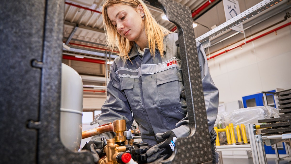 Bosch invertirá más de 1000 millones de euros en bombas de calor Bosch invertirá más de 1000 millones de euros en bombas de calor