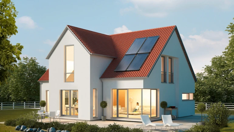 Casa con paneles solares