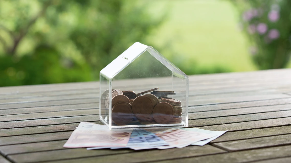financing house