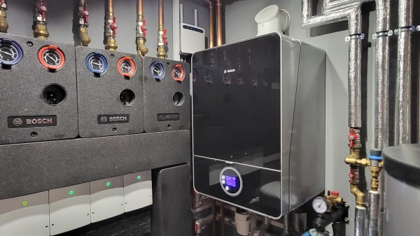 Dom jednorodzinny Bosch Condens GC9000iW 20 EB