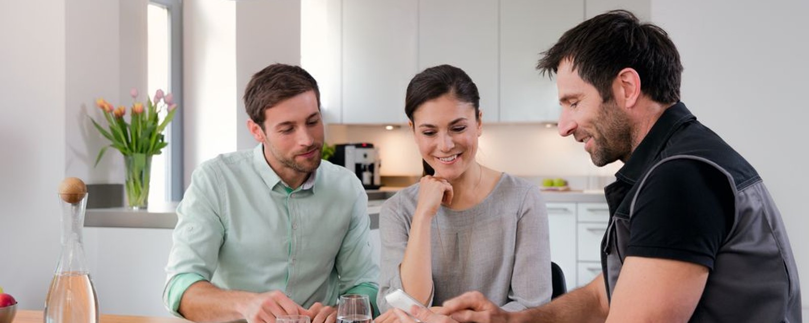 Ponieważ "łatwe" jest po prostu lepsze