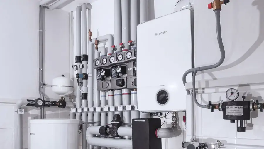 Газовий конденсаційний котел Bosch у котельні