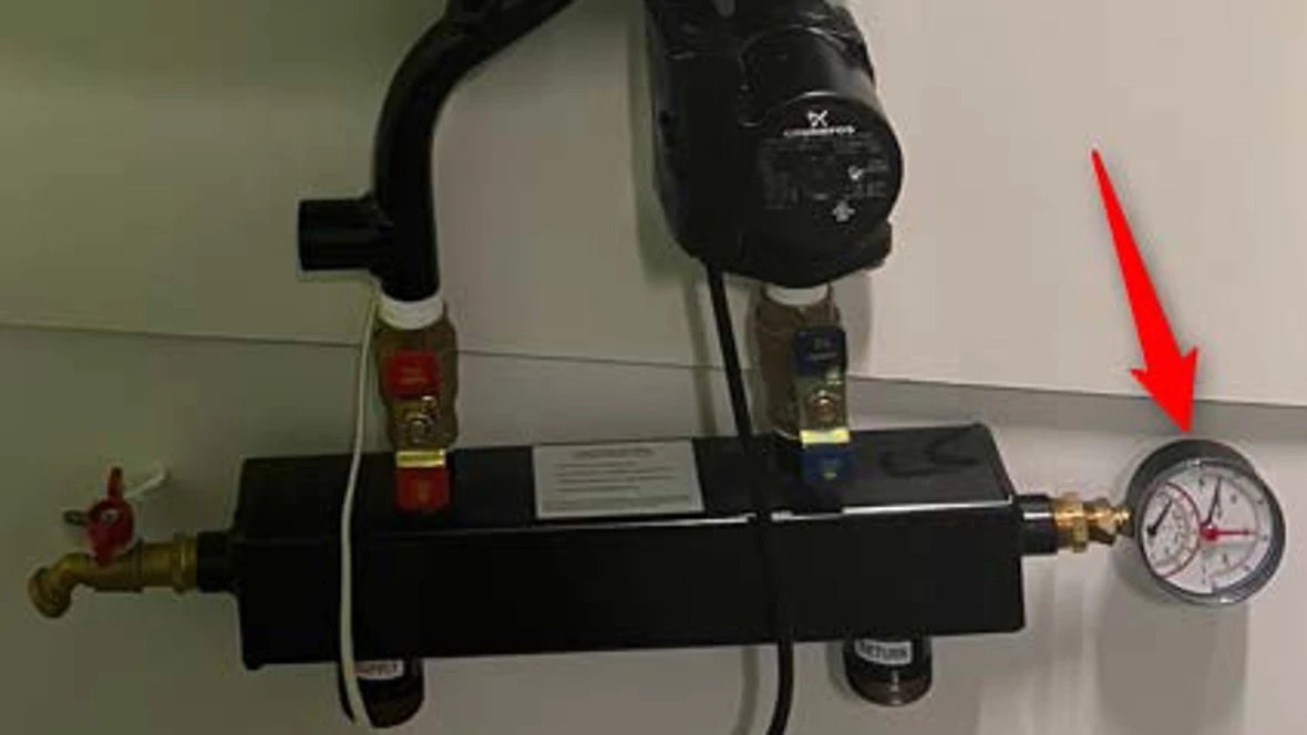 Determine the water pressure in the system 2